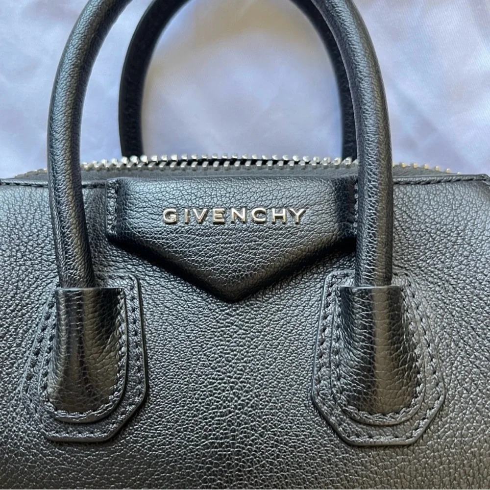 Givenchy mini Antigone sugar Leather Women's Bag
